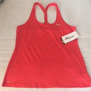 Saucony Run Dry Racer back tank top size LARGE